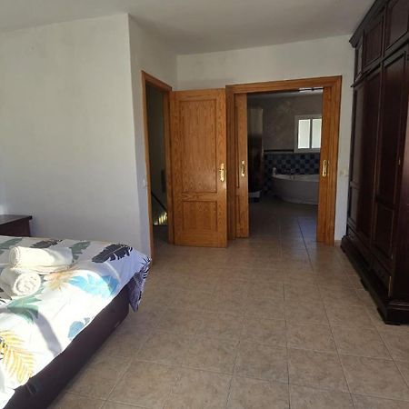 Casa Luis Villa Viñuela Екстериор снимка